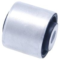 Tuleja wahacza przód dolny VW PHAETON 2006 2007 2008 2009 2010 2011 2012