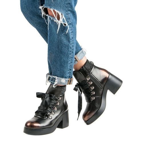 Modne botki na obcasie r.40 na Arena.pl