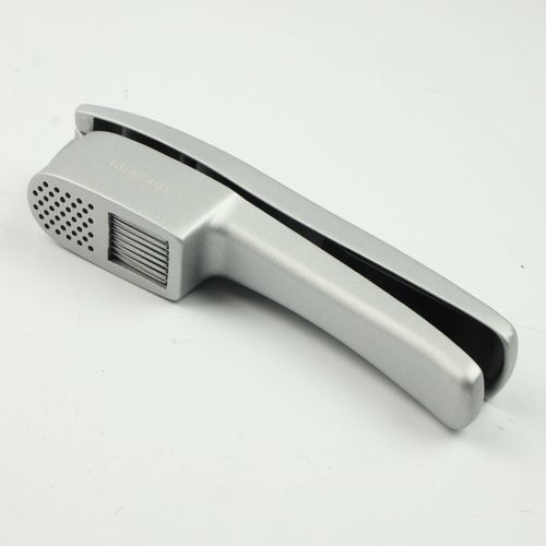 WYCISKACZ DO CZOSNKU 18,5 CM Z KRAJAKIEM - PRAKTYCZNY I FUNKCJONALNY na Arena.pl