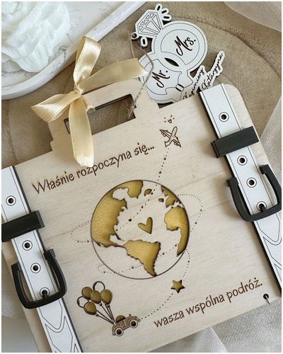 Kartka WALIZKA NA ŚLUB WESELE na pieniądze GRAWER prezent pamiątka na Arena.pl