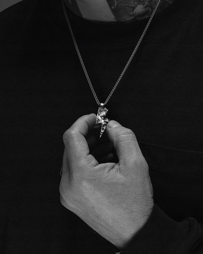 Srebrny wisiorek ZEUS. LIGHTNING na Arena.pl