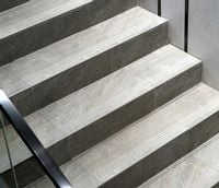 Szare płytki schodowe 30x60 ANTYPOŚLIZGOWE R10