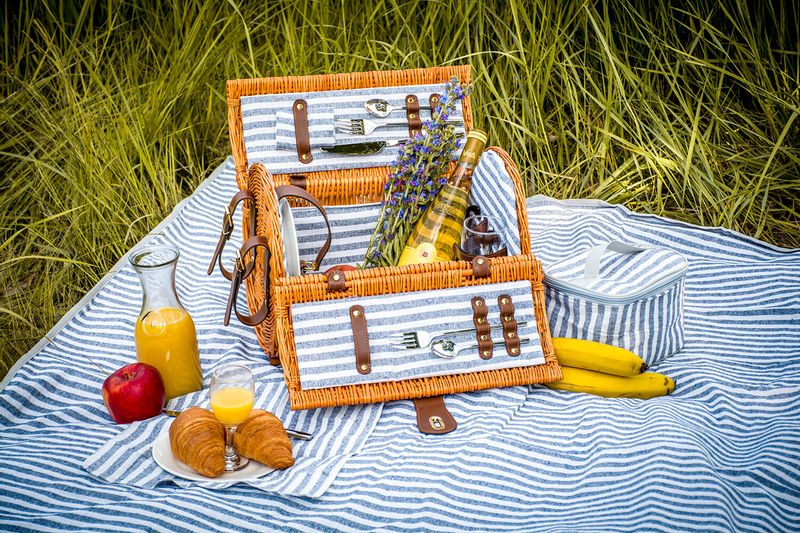 Pleciony kosz piknikowy dla 2 osób Termotorba Koc zdjęcie 13