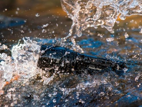 Latarka Fenix TK35 2018 na Arena.pl