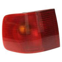 LAMPA TYLNA LEWA AUDI A6 C4 1994 1995 1996 1997