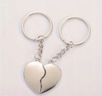 Brelok do kluczy Miłości dla Par dwie połówki Serca Łamane Prezent Walenty