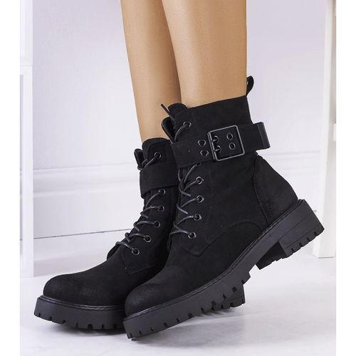 Czarne traperki r.38 na Arena.pl