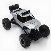 Samochód sterowany radiowo z napędem na wszystkie koła i światłami LED