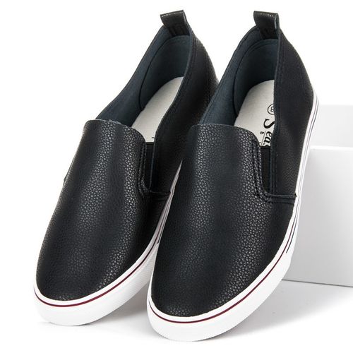 TRAMPKI SLIPONY Rozmiar - 40 na Arena.pl