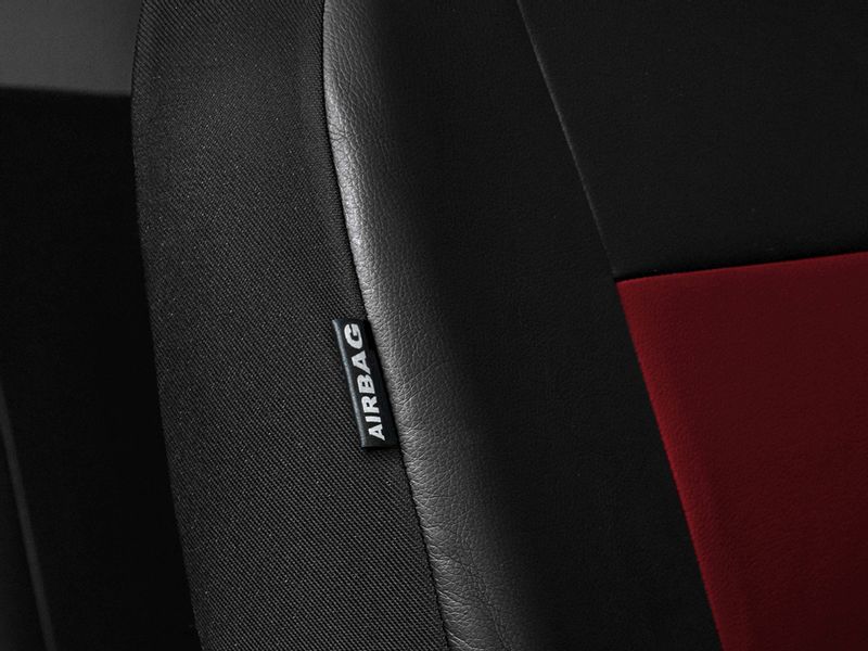 Pokrowce EKOSKÓRA przód do Dacia Duster 2010-2017 zdjęcie 5