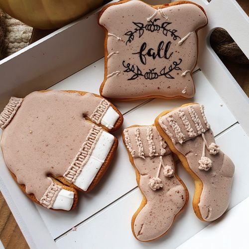 SWETEREK KAWA Z MLEKIEM na Arena.pl