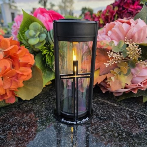 ZNICZ SOLARNY LED LAMPION NA GRÓB STATUETKA NA CMENTARZ Z KRZYŻEM na Arena.pl