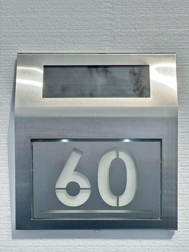 Solarny Numer Domu LED + Tabliczka INOX – Podświetlany, stal nierdzewna na Arena.pl