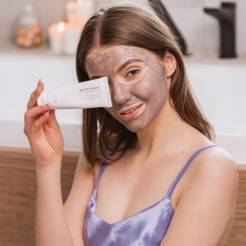 PEELING DO TWARZY drobnoziarnisty DETOKSYKUJĄCY ZŁUSZCZAJĄCY biała glinka na Arena.pl