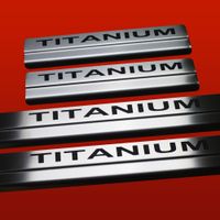Listwa progowa FORD FOCUS MK3 TITANIUM Stal nierdzewna 304 mat z czarnymi