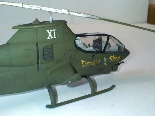 AH-1G Vietnam War, B-31, 1:72 na Arena.pl