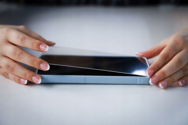 Szkło hartowane Bizon do iPhone 11/ XR, szybka zdjęcie 6