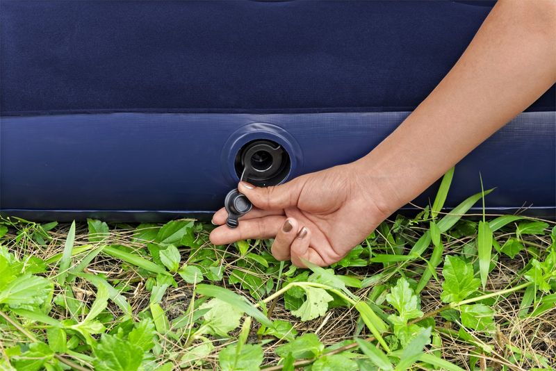 Dmuchany Materac Turystyczny Do Spania Flokowany Bestway 185X76X22Cm zdjęcie 5