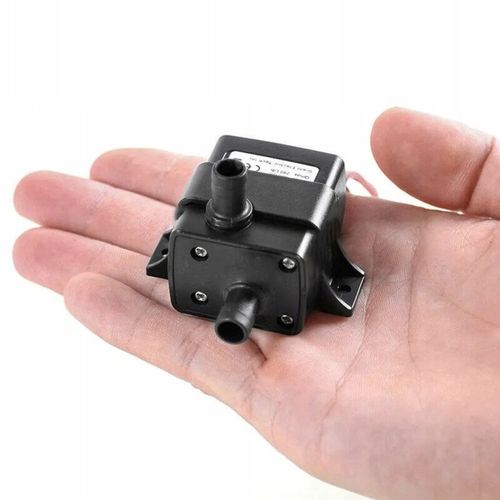 POMPA POMPKA DO WODY CIECZY OBIEGOWA ELEKTRONICZNA DO AKWARIUM 240L/H na Arena.pl