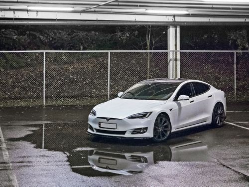Dokładki Progów Tesla Model S Facelift na Arena.pl