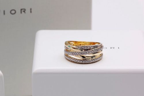 Złoty pierścionek PXD1267 - Diament na Arena.pl