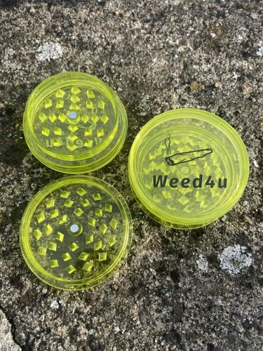Młynek do suszu Weed4u Plastikowy Żółty 63mm na Arena.pl
