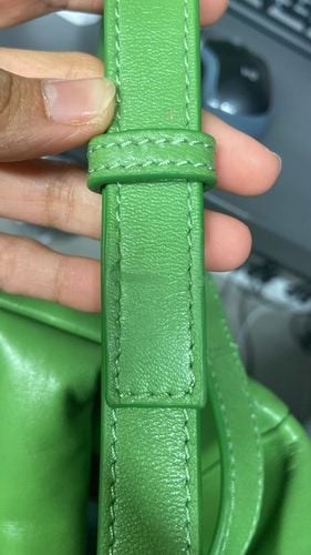 Stand Studio Assante Puffy (z defektem) na Arena.pl