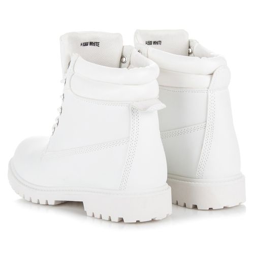 Białe Traperki r.39 na Arena.pl