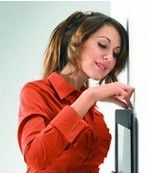 Obrotowy UCHWYT ŚCIENNY do MONITORA i TELEWIZORA na wysięgniku 23-43" 35kg na Arena.pl