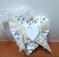 serce wiklina białe ze wstążką  10cm wia-17123