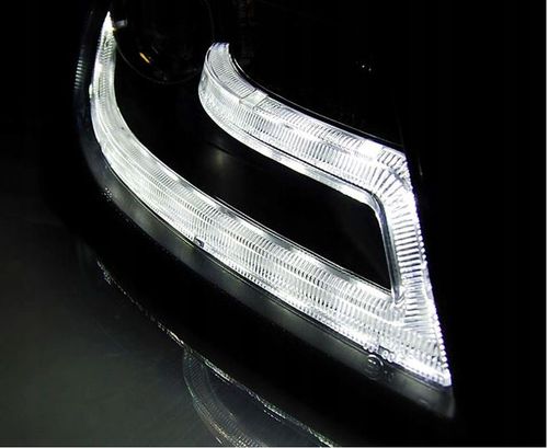 LAMPY Reflektory  AUDI A4 B8 OD 2008 DO 2011 XENONDO DO JAZDY DZIENNEJ DRL na Arena.pl