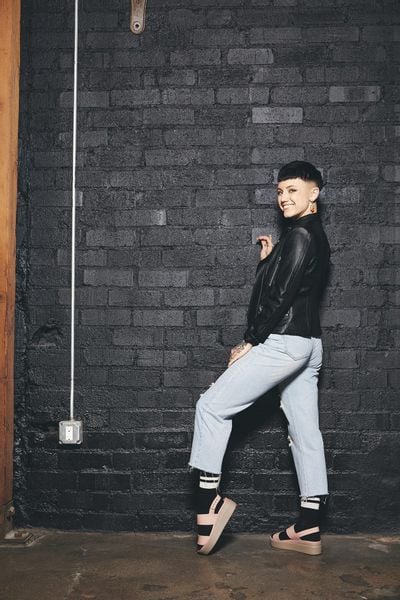 Damskie Sandały Crocs Brooklyn Low Wedge 206453 Na Koturnie 36-37 zdjęcie 8