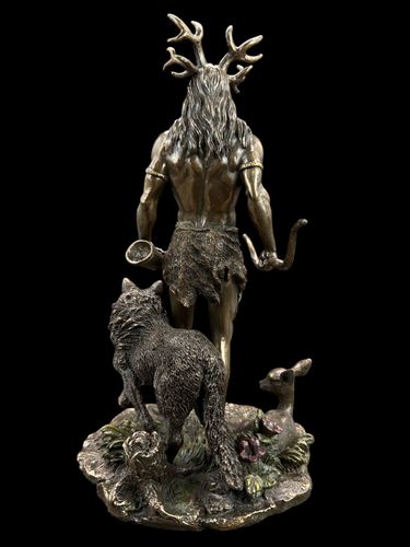 MYŚLIWY HERN Z JELENIEM I WILKIEM VERONESE WU76981A4 na Arena.pl