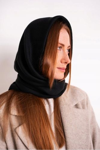 Elegancka chusta Black Simplicity - modna, uniwersalna, klasyk Czarny na Arena.pl