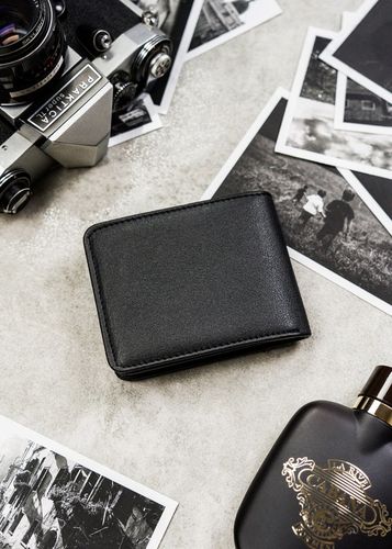 Portfel męski ze skóry eko Peterson z ochroną RFID STOP na gotówkę karty na Arena.pl