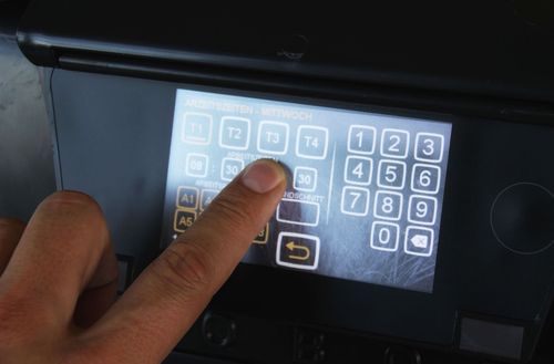 WIPER YARD 2000S PREMIUM ROBOT KOSZĄCY DO KOSZENIA KOSIARKA AUTOMATYCZNA DO TRAWY 20000m2  - OFICJALNY DYSTRYBUTOR - AUTORYZOWANY DEALER WIPER na Arena.pl