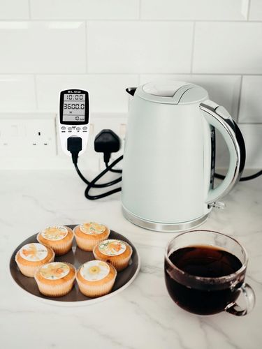 PRECYZYJNY WATOMIERZ WOLTOMIERZ LICZNIK ZUŻYCIA PRĄDU AMPEROMIERZ na Arena.pl