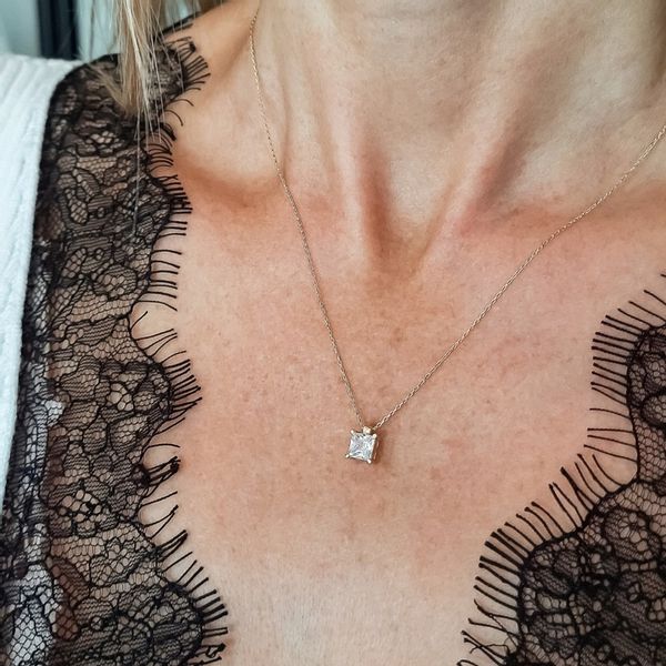 Złoty łańcuszek z pojedynczą białą cyrkonią - pr. 585 zdjęcie 10