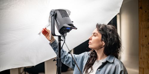 Parasolka-softbox odbijająca Newell 140 cm na Arena.pl