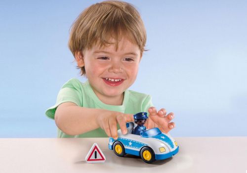 Figurka Samochód policyjny na Arena.pl