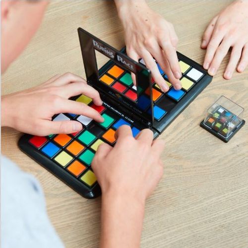 Gra Strategiczna Rubiks Race na Arena.pl