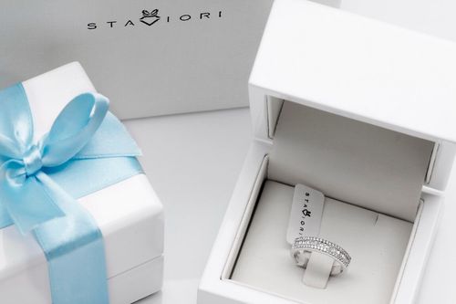 Emaga Złoty pierścionek PBD0759 - Diament na Arena.pl