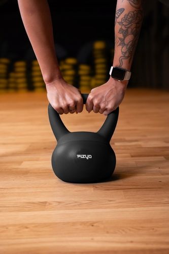 Hantla do Ćwiczeń FIZYO Ciężarek Odważnik Kula Kettlebell Miękki Czarny 4kg na Arena.pl