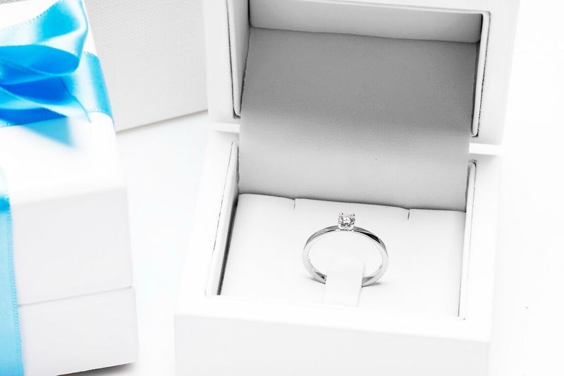 Emaga Złoty pierścionek PBD2500 - Diament zdjęcie 3