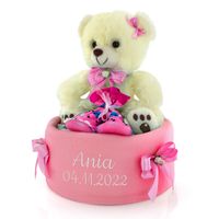 Tort z pampersów rozmiar 4 z misiem i kocem z haftem prezent chrzest roczek