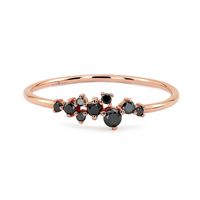 staviori | pierścionek z czarnymi diamentami w różowym złocie