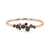 staviori | pierścionek z czarnymi diamentami w różowym złocie