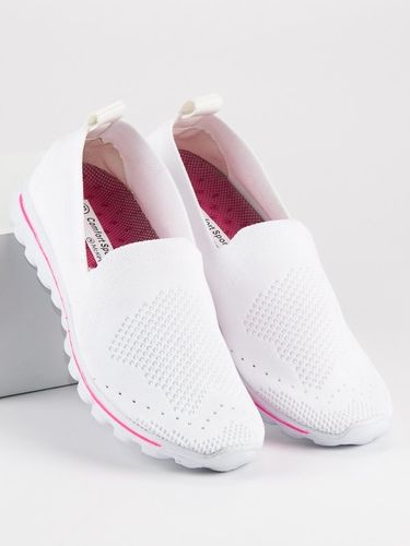 BIAŁE MATERIAŁOWE TRAMPKI MCKEYLOR Rozmiar - 40 na Arena.pl