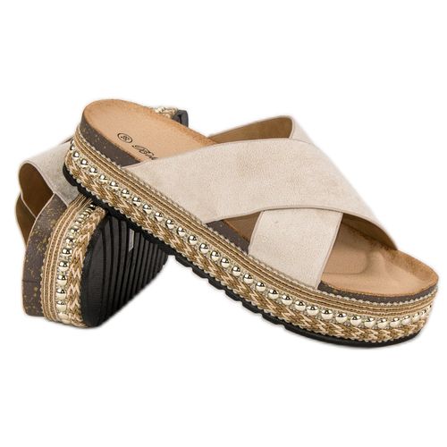 Klapki na platformie r.40 na Arena.pl