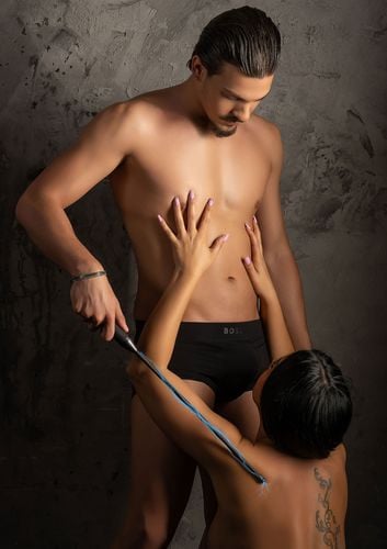 extreme electro cane hidden desire na Arena.pl